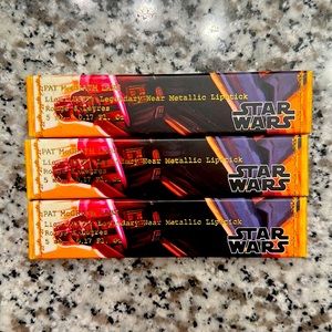 ⭐️Pat McGrath x Star Wars LiquiLUST: Legendary Wear Metallic Lipstick⭐️
